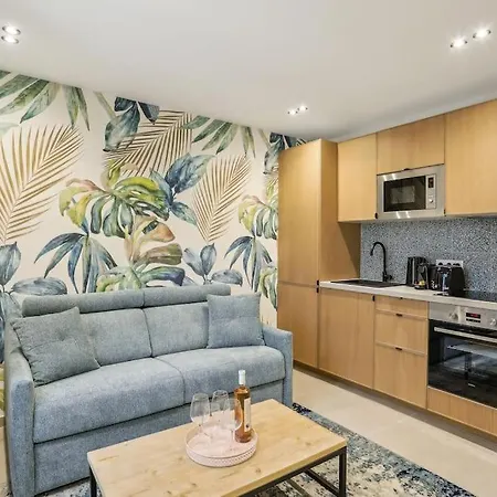 Cozy Nest 2 Steps From The Marais - 4 Pers アパート