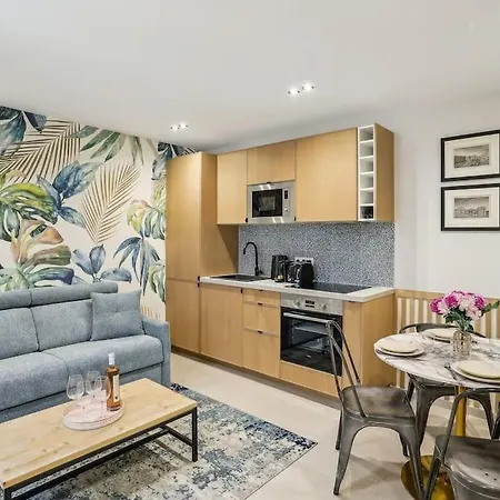 アパート Cozy Nest 2 Steps From The Marais - 4 Pers パリ