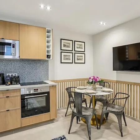 Appartement Cozy Nest 2 Steps From The Marais - 4 Pers